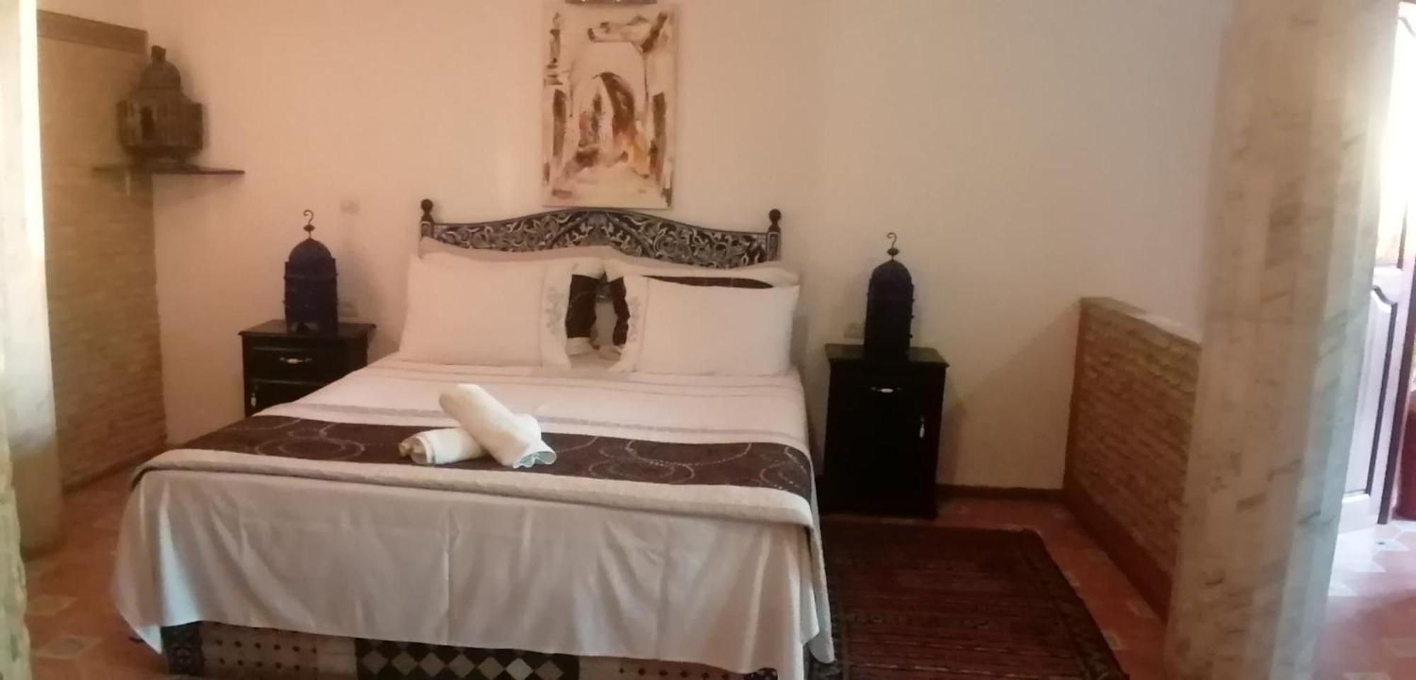 Pasta Plaza Hotel Asilah Room photo