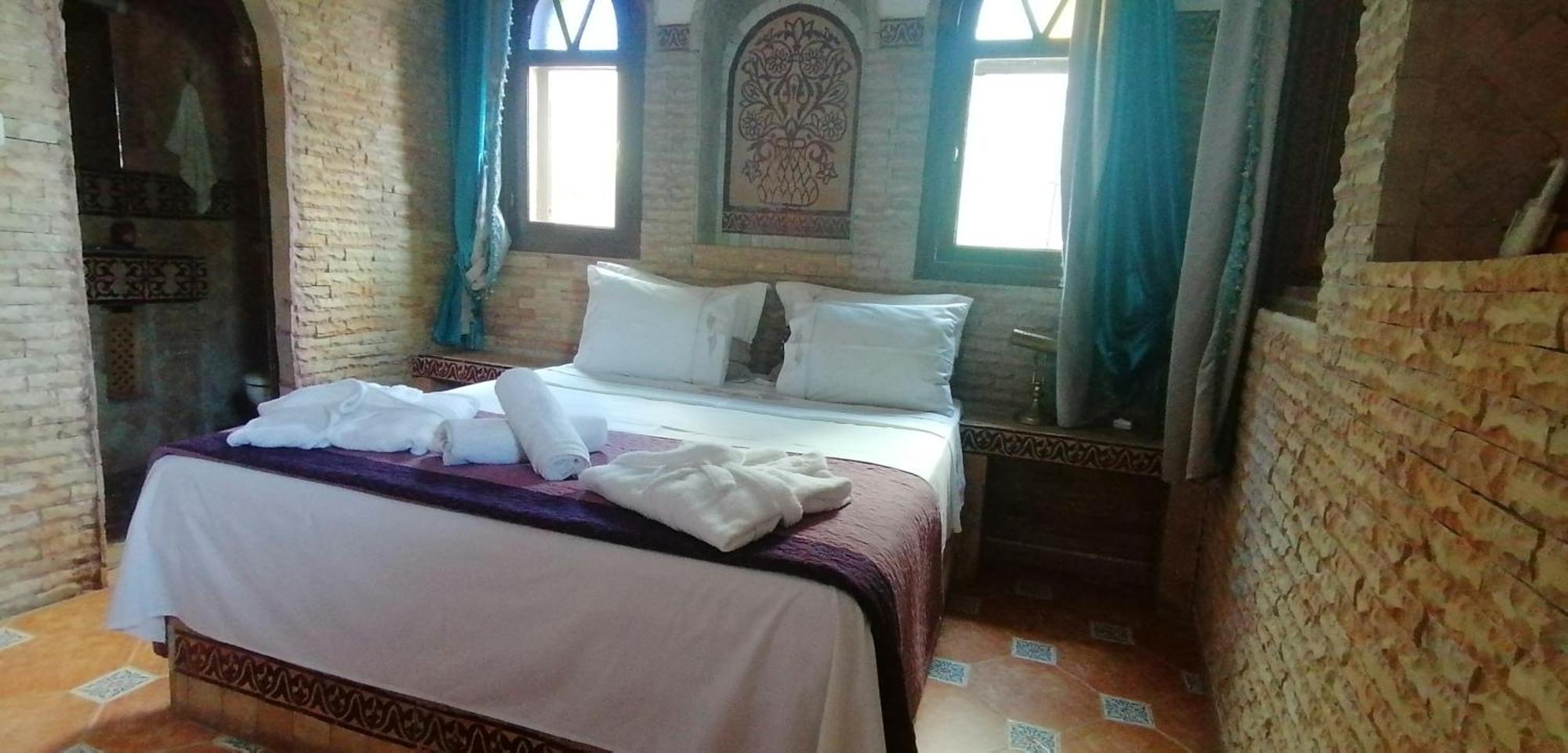 Pasta Plaza Hotel Asilah Room photo