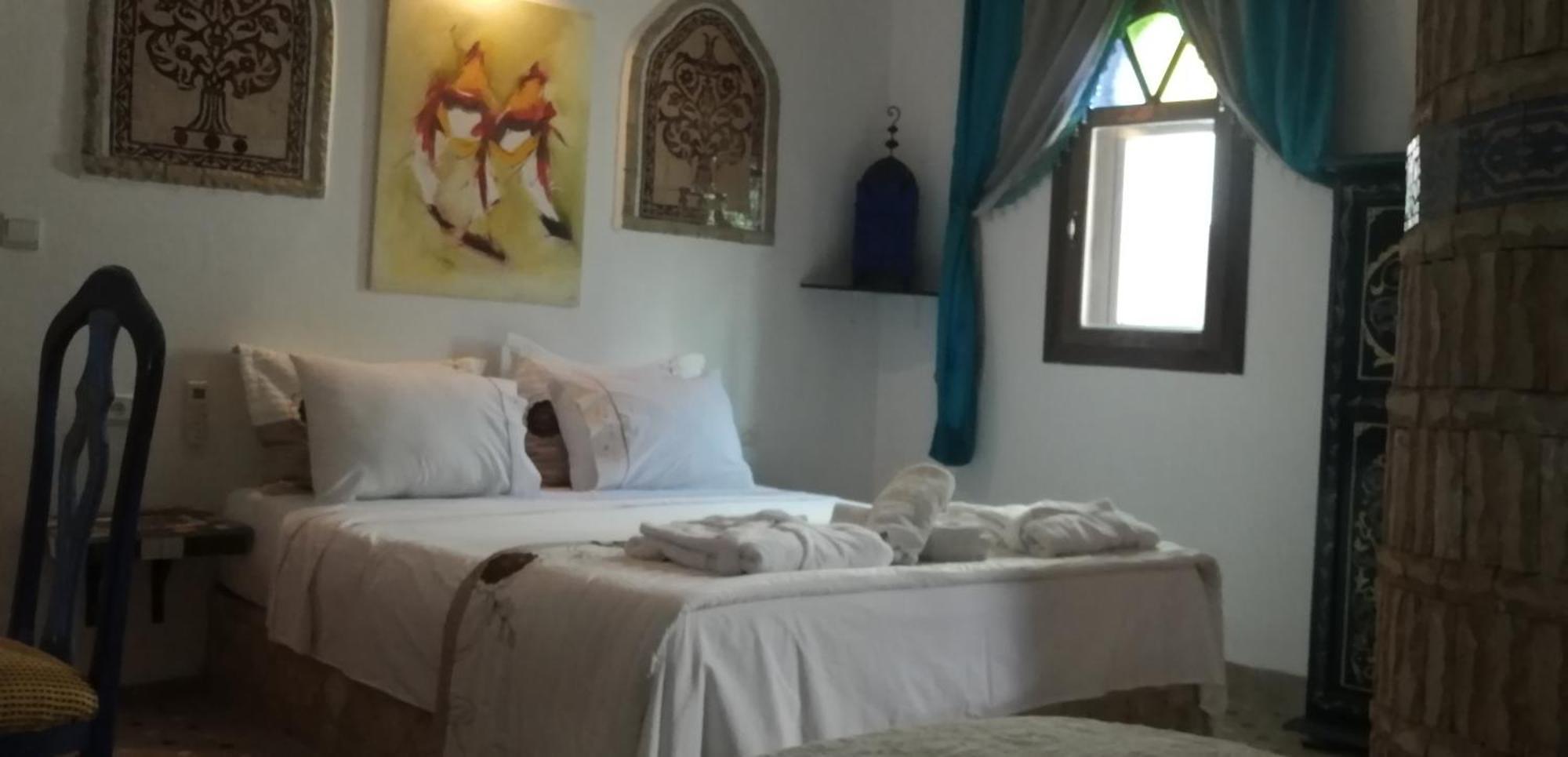 Pasta Plaza Hotel Asilah Room photo