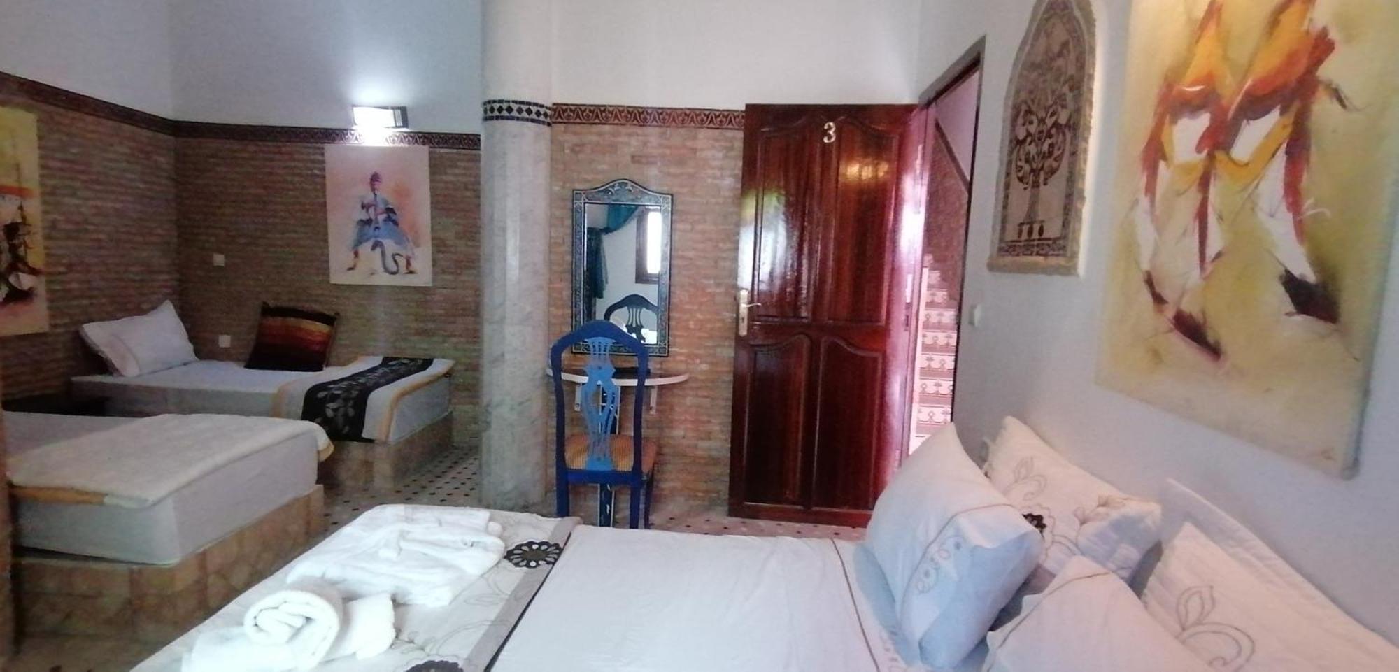 Pasta Plaza Hotel Asilah Room photo